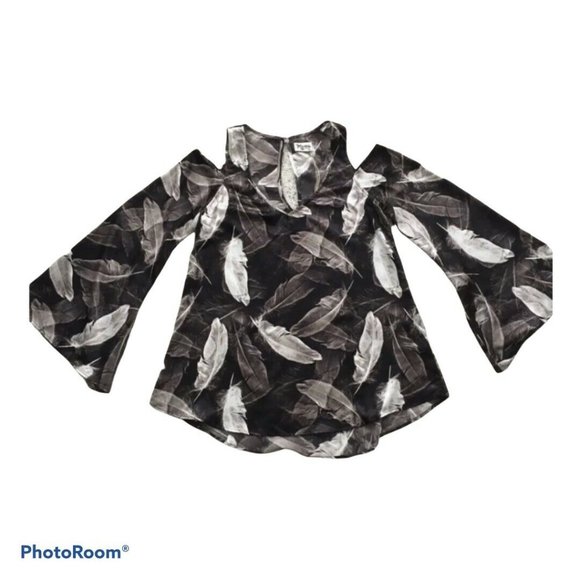 SHOW ME YOUR MUMU Cold Shoulder Long Sleeve Tunic - Picture 2 of 9